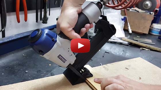 Engrampadora para colocación de pisos DK90/40P